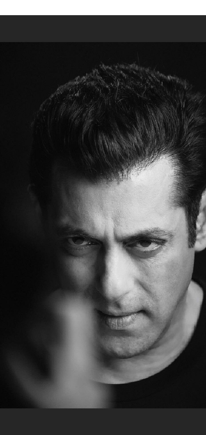 Happy birthday Salman khan or mere bade Bhai mjhe b mouka do film me aane ka 