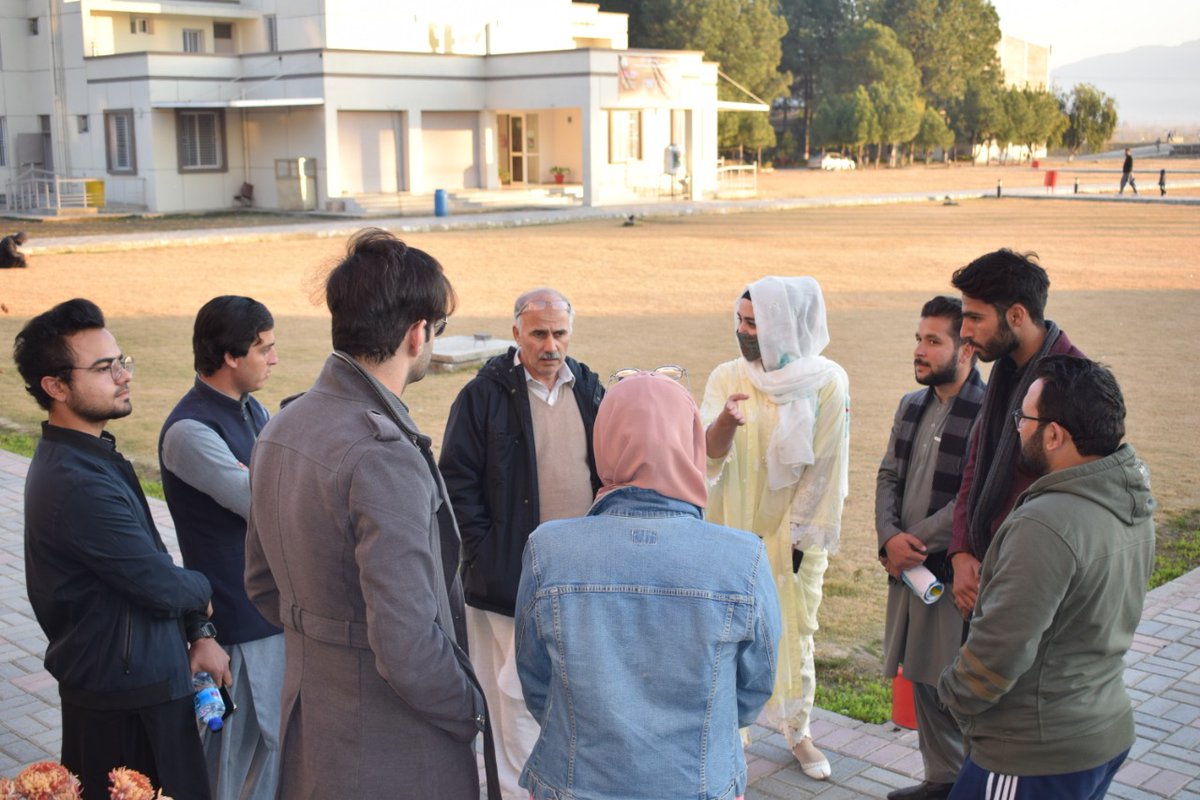 UOM_LowerDir_KP's tweet photo. #UniversityofMalakand 
The VC UoM Prof Dr Rashid Ahmad &amp; YPDC,UoM Chapter/Directorate of Students Societies,UoM Welcomed the Students of YPDC,Lahore at UoM and pledged to continue joint collaboration in academic &amp; co-curricular activities
@YPDC_MKD 
@uolypdc 
@ypdc_pak 
@NDF_Pak https://t.co/GbCO7GTeHU