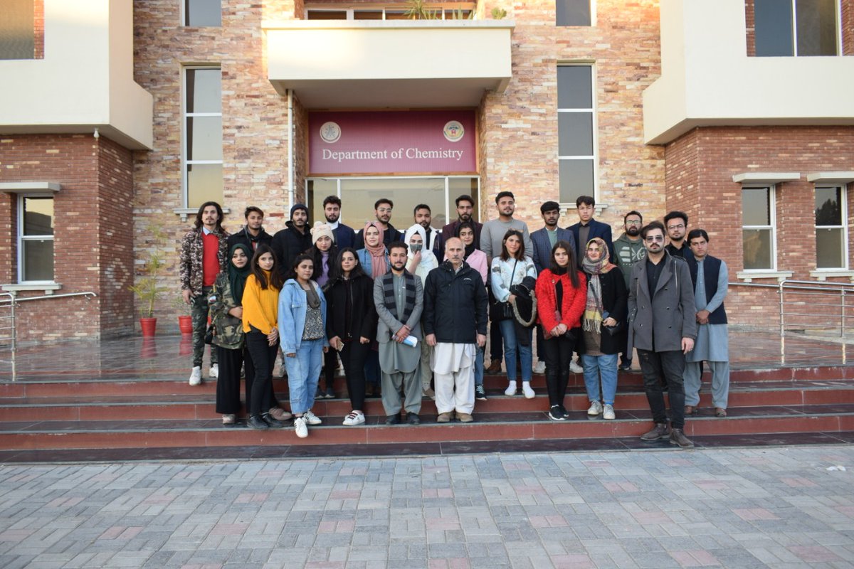 UOM_LowerDir_KP's tweet photo. #UniversityofMalakand 
The VC UoM Prof Dr Rashid Ahmad &amp; YPDC,UoM Chapter/Directorate of Students Societies,UoM Welcomed the Students of YPDC,Lahore at UoM and pledged to continue joint collaboration in academic &amp; co-curricular activities
@YPDC_MKD 
@uolypdc 
@ypdc_pak 
@NDF_Pak https://t.co/GbCO7GTeHU