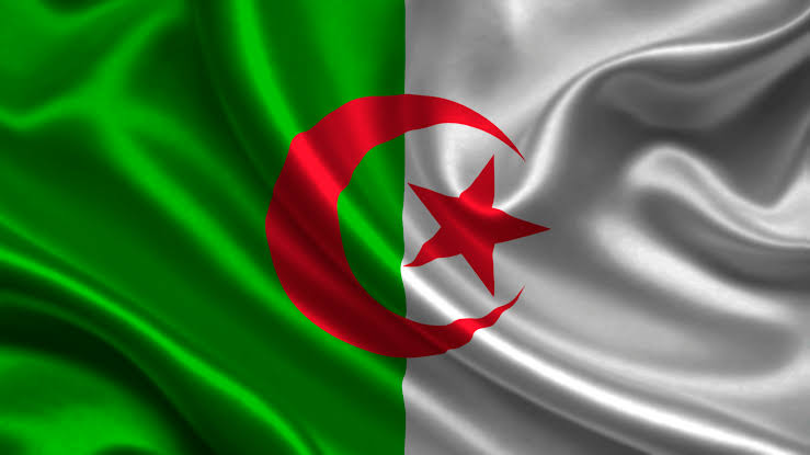 sebMed8's tweet photo. @beINSPORTS الاحسن بالخواتيم https://t.co/x5FeIl52eX