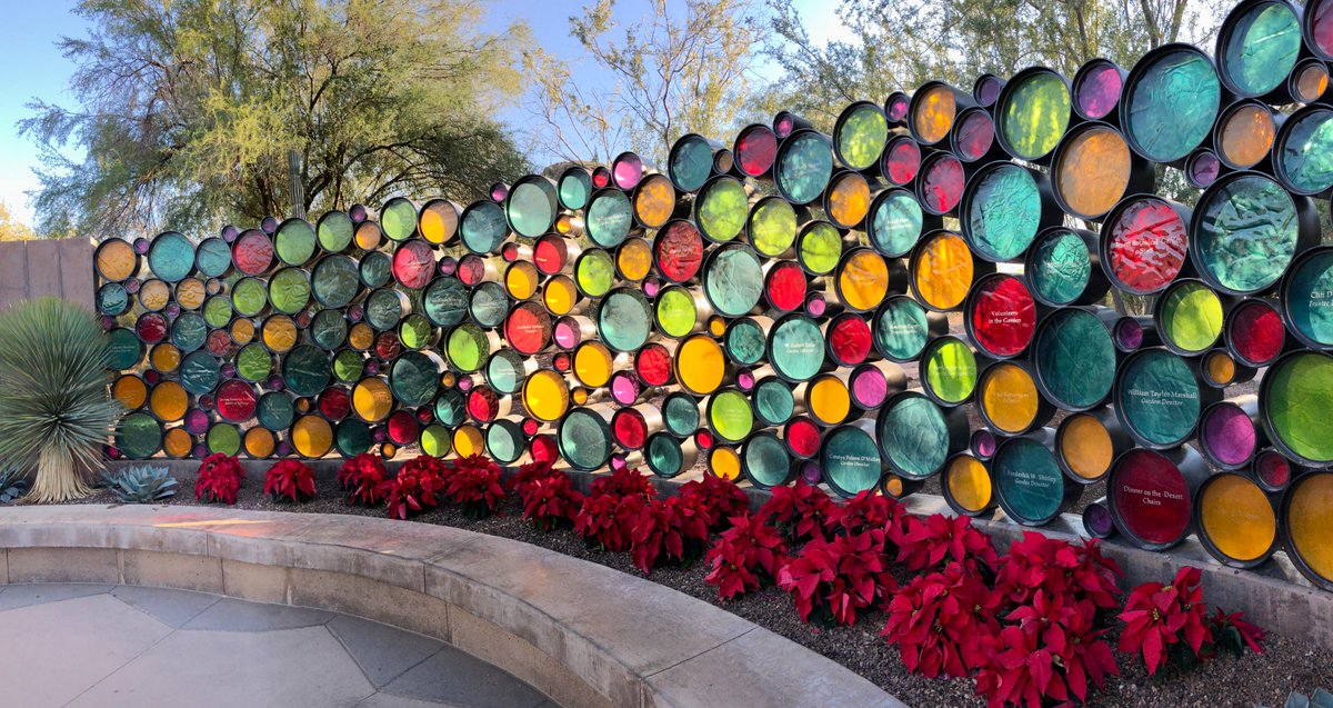 NearAndFarAZ's tweet photo. I love a colorful scene!💙❤️🧡 Here are a few favorites for this week's #Top4Theme #Top4Multicoloured @Giselleinmotion @CharlesMcCool @perthtravelers @Touchse
- Butchart Gardens #VictoriaBC
- Desert Botanical Garden #PhoenixAZ
- Hatch chiles #HatchNM
- Sensorio #PasoRoblesCA https://t.co/iFAEpc9w03