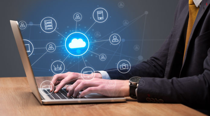 SoracomIoT's tweet photo. From cybersecurity to all-in-one desktop interfaces, check out this article from @Datamation for the top IoT software trends to keep track of. #IoT #IoTSoftware #IoTTrends https://t.co/Q5m1WbMUcr https://t.co/HIb473U54n