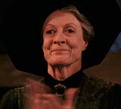 Hogwartssite's tweet photo. Hoy cumple 87 años Maggie Smith. Luchó contra el cáncer mientras rodaba la octava película de Harry Potter porque no quería decepcionar a los fans. Ganadora de 2 Oscar, 3 Globos de Oro, 5 BAFTA, 4 Emmy, 2 SAG y un Tony entre otros premios y honores. Gracias por tanto. https://t.co/0JbtQen4XR