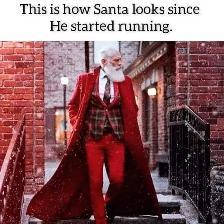 runcamille's tweet photo. Hahaa 🎅🏃🏼‍♂️! https://t.co/uj8UN6xZUb