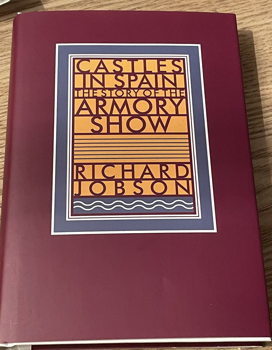 pauldonnelly_64's tweet photo. Santa brought me this little gem. My nighttime reading tonight 📕 @richardjobson #armoryshow #hewhowillrise #castlesinspain https://t.co/vUpHM6KoaM