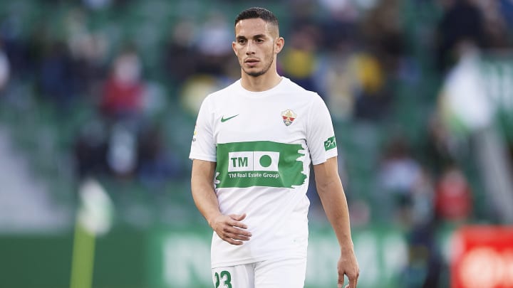 NicoVillarruel1's tweet photo. La dirigencia de #Independiente debe hacer el esfuerzo por Iván Marcone. Se libera de varios contratos importantes, debe intentarlo. 

El jugador quiere venir, Montenegro negocia. Elche aceptaría un préstamo. El contrato no es menor, pero sus ganas son más grandes.

#TodoRojo https://t.co/1upW5pwRYz