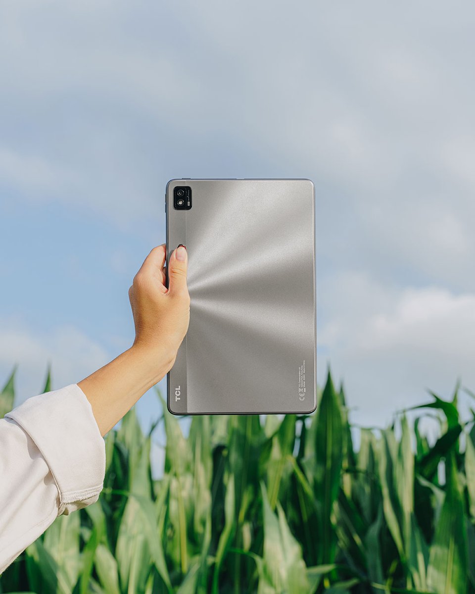 tclmobilees's tweet image. Técnicamente se dice: pantalla de 10 pulgadas FullView de WUXGA+, Coloquialmente se dice: ¡Un pantallote del copón! 😍

La #TCL10TABMAX es una de las tablets más impresionantes del mercado. ¿Ya tienes la tuya? 🍫
#DisplayGreatness