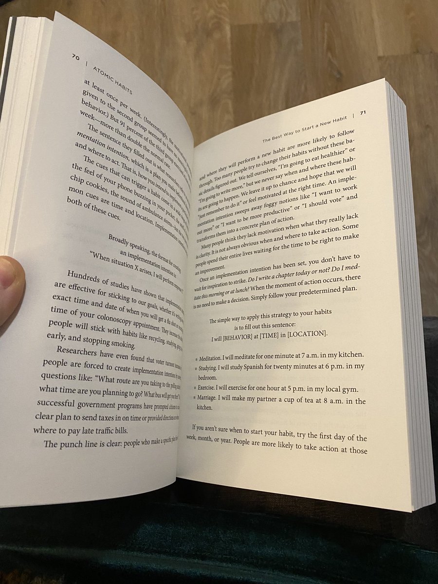 What is everyone reading over Chrimbo? I’m loving Atomic Habits by James Clear. 

Let me know below! #authorlife #WritingCommunity #implementationintention