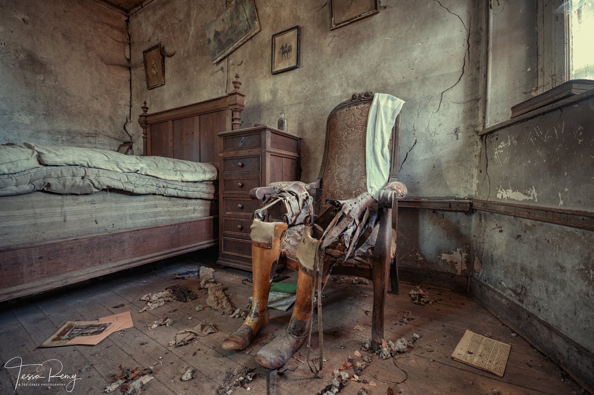 Follow me at facebook.com/TesUrbex
instagram.com
#urbex #abandoned  <a href="/WorldAbandoned/">World Abandoned</a> <a href="/urbexa_com/">URBEXA 🌐</a> <a href="/abandonedspaces/">Abandoned Places</a> #decay #derelict #nikonphotography #Nikon #UrbanDecay #urbanexploration <a href="/IamNikonNL/">Iamnikonnl</a> <a href="/ZOOMnl/">Zoom.nl</a> <a href="/KEshop/">Keshop Chettri</a> <a href="/PhotoOfThe/">Photo Of The Day</a> <a href="/urbex/">urbex</a>