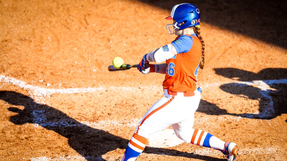 GatorsSB's tweet photo. 4️⃣6️⃣ Days‼️ #GoGators

Are you still counting down? https://t.co/UUuMKLHWUO