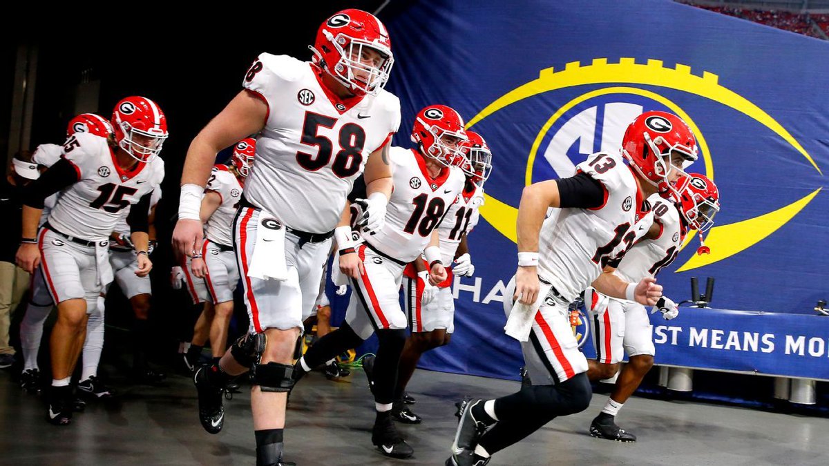 muggsnmanor's tweet photo. #SportsNews UGA, in COVID 'hot spot,' tries to avoid outbreak: Now that Georgia has arrived for the CFP semifinal at the Capital One Orange Bowl, players said during their first availability Monday they are fully aware of taking the necessary precautions to avoid a COVID-19 o ... https://t.co/XeCTFoh0Cy