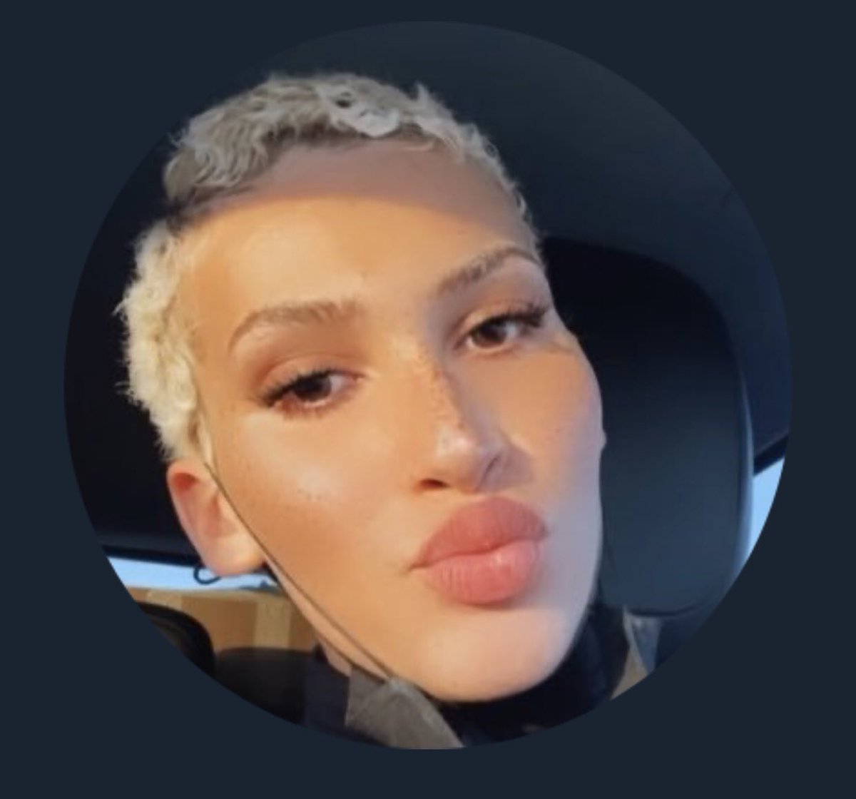 Diamond Psalm (@diamond_psalm) on Twitter photo 