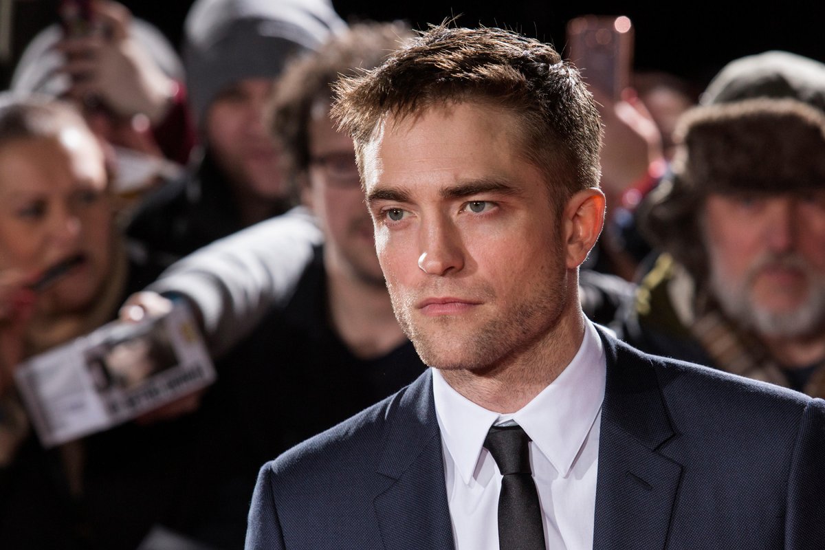 Robert Pattinson once dealt with an obsessed fan by taking her out for dinner and complaining about his life

He says he's able to bore people in two minutes