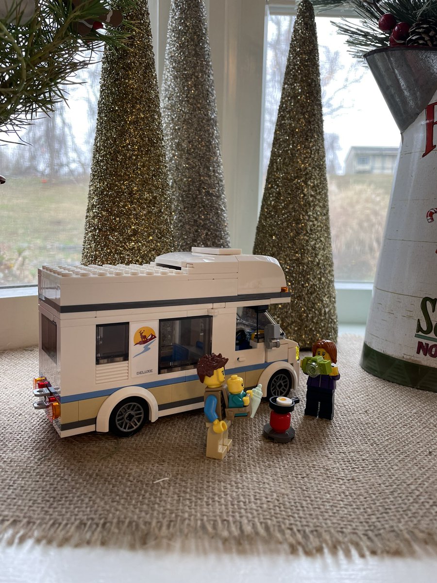 gregmelrath's tweet photo. It’s #LEGOBuildDay so my daughter and I decided to go camping! https://t.co/y9HcyhF6Lj