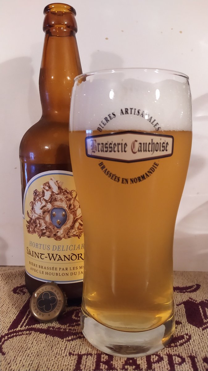 Kanaclane's tweet photo. #Beer #Tasting Hortus Deliciarum de l'abbaye de St Wandrille (ABV 6,2%)
Nez: Céréales, citronné, herbacé, poivré
Bouche: Céréales, herbacé, citronné, poivré https://t.co/IKFvMSkb2t