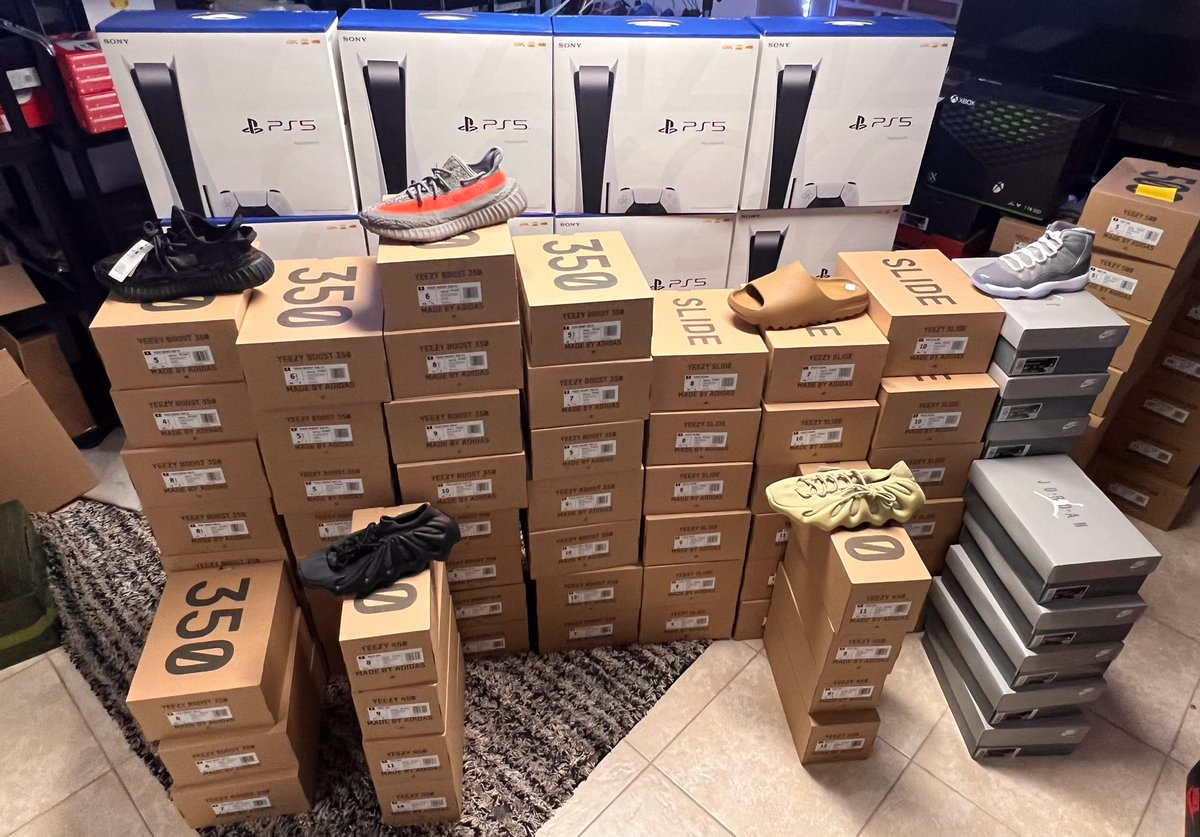 Yecember 
All with <a href="/ValorAIO/">Valor</a> 👑  
<a href="/slightlyice/">ca$h money ju$tin vv$ 💎</a> 
#Verified 🔜