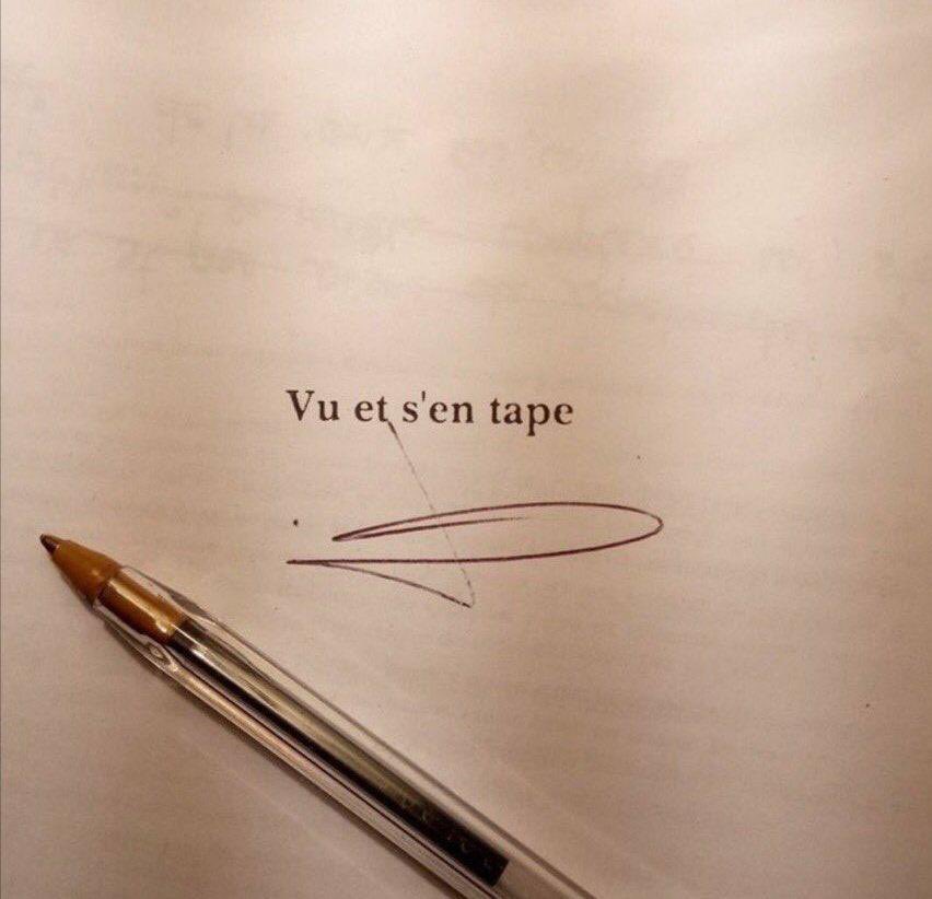 Zoumissla's tweet photo. Les étudiants. #Castex19h https://t.co/4ibqaG5KrX