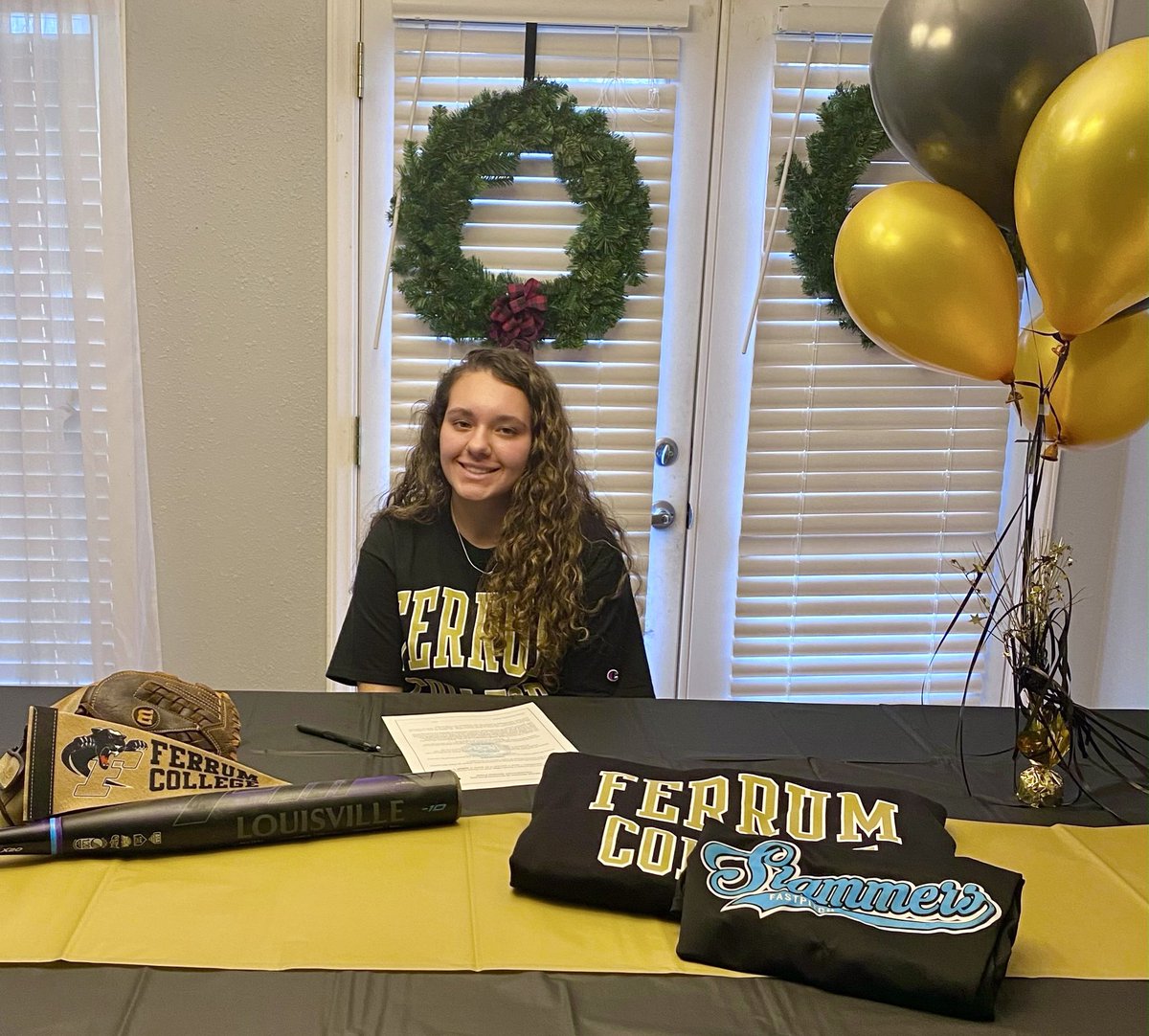 LadySlammers's tweet photo. We would like to congratulate @emmilywalkerr for deciding to continue her softball career @FerrumCollege on Dec 20, 2020. She just completed her first semester with the @softballferrum and we couldn’t be more proud of her! Congrats Emily! 💙🥎💙
•
#softball #fastpitch https://t.co/nZBrOIB6A5