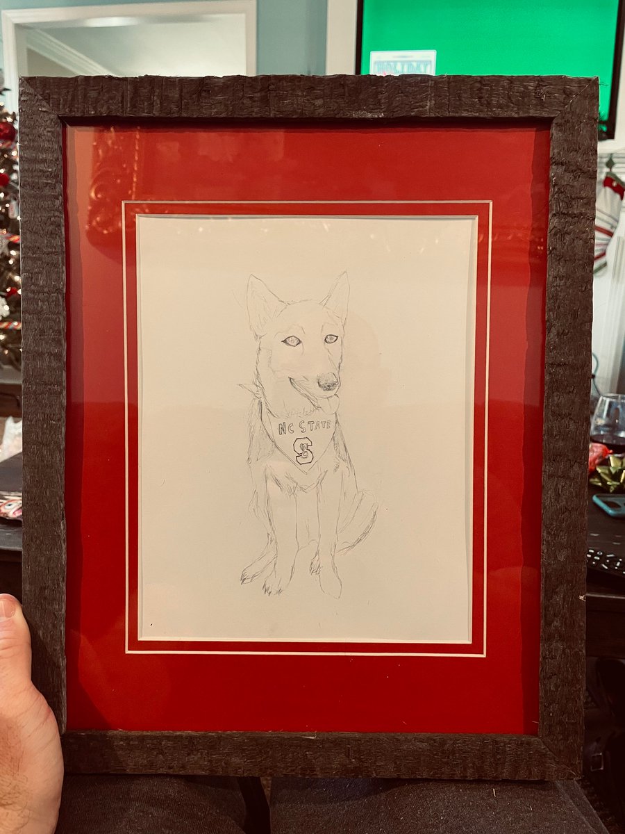 heychipmcgee's tweet photo. @BarstoolPack My daughter gave me a hand drawing of Tuffy III 😍 https://t.co/k7AGUNWjFt
