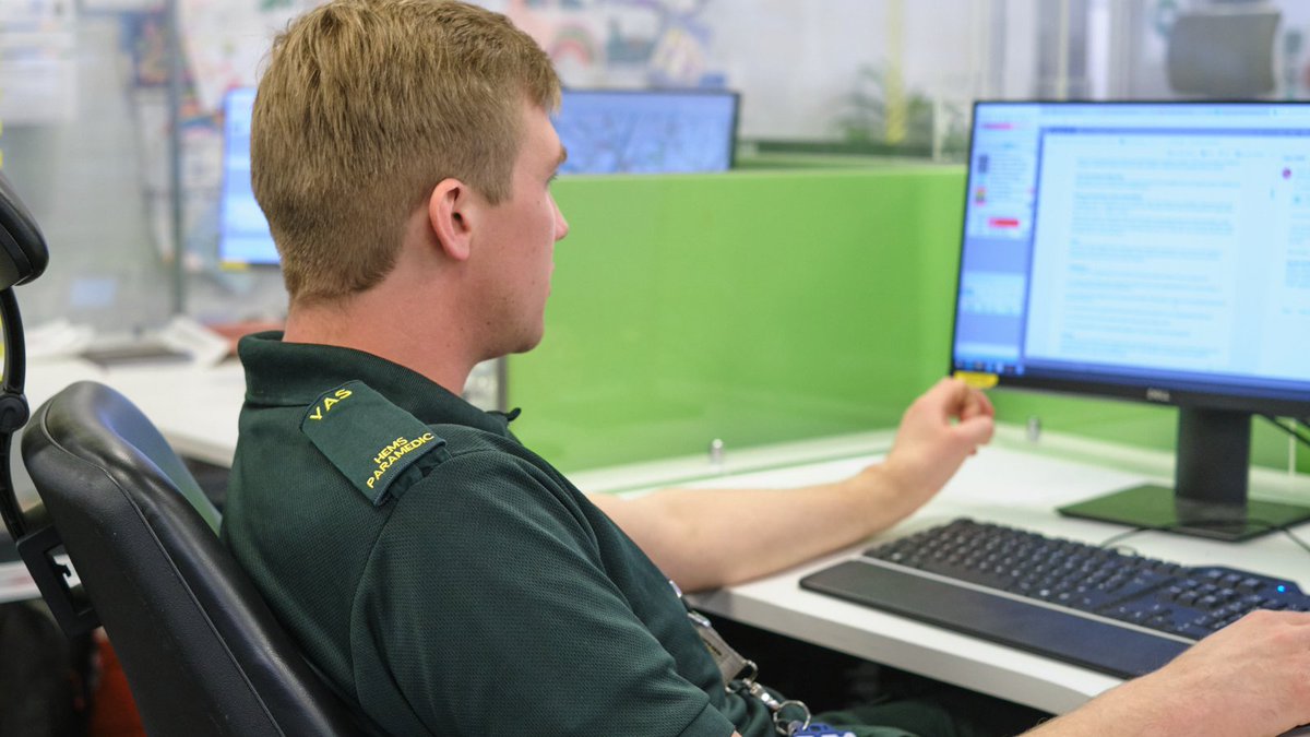 Yorkshire Ambulance tweet media