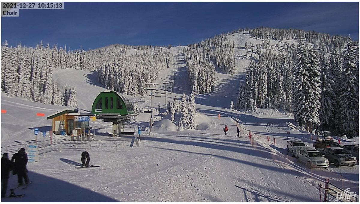Manningpark's tweet photo. It's a glorious (although chilly) day on the mountain! We have lift tickets available at the ticket window. 
Dress warm and enjoy that beautiful blue sky!

#manningpark #manningparkresort #cruisethecrowsnest #explorebc #sharemanning #similkameen #hopebc #exploreHCC #sharemanning https://t.co/HYMZy59GLr