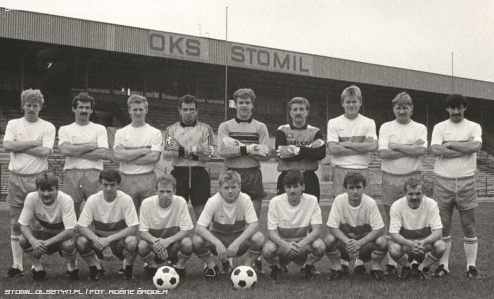 StomilUncut's tweet photo. Kadra Stomilu w sezonie 1988/89. Rozpoznacie wszystkich zawodników? https://t.co/5HzLBnKVIm