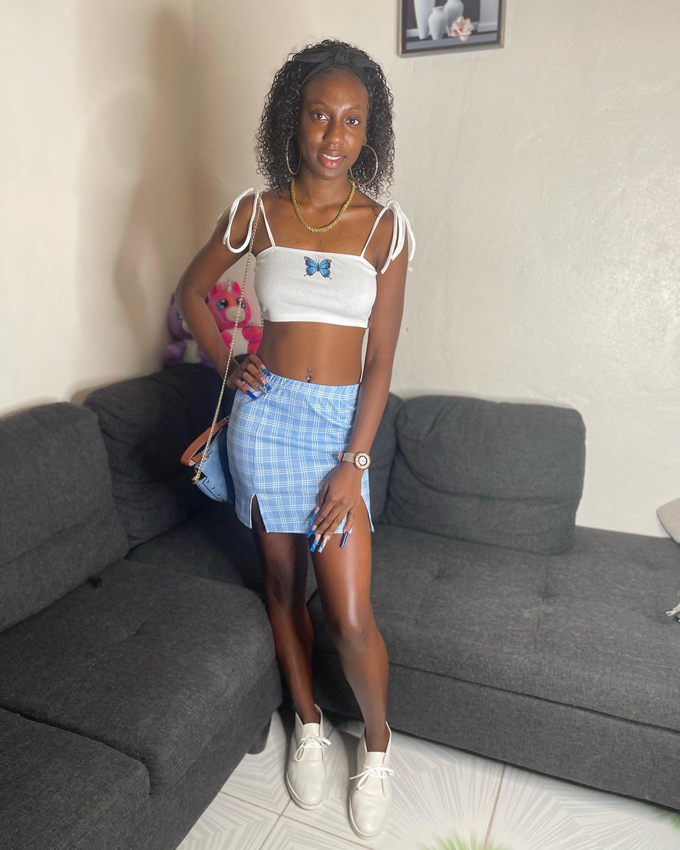 __shellon's tweet image. I’m everything 🦋