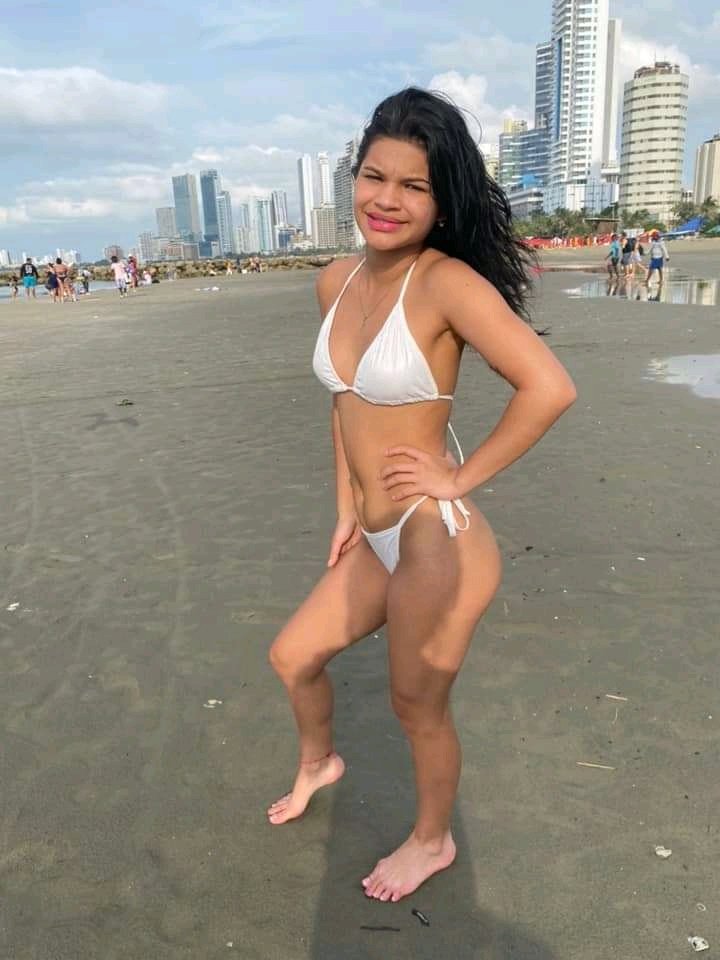 SoloVenezolana2's tweet photo. Veneca de culito ricooo https://t.co/2gRmuSw84f