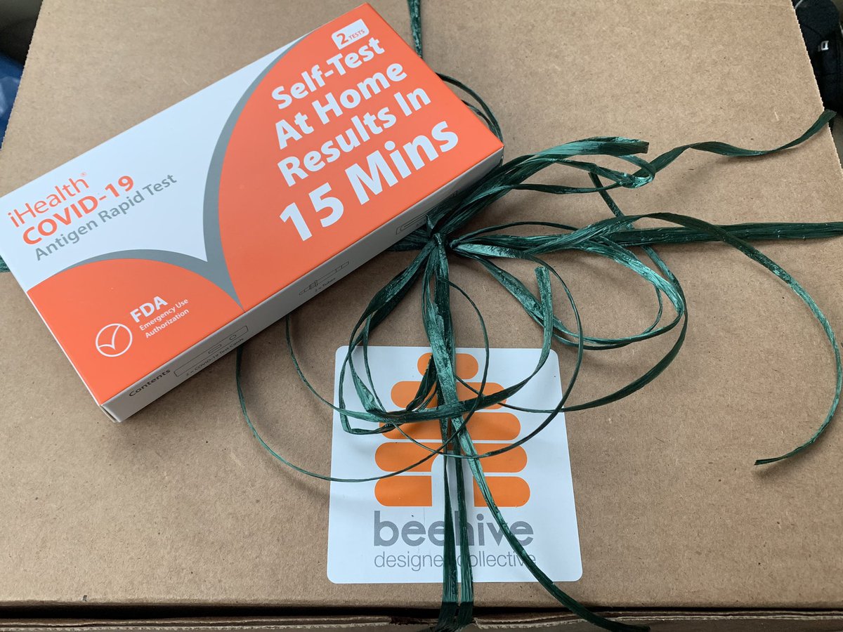 Csher999's tweet photo. My Bestie's Daughter tested + - I grabbed her @shopthebeehive Christmas Present along w/ 1 of the 2 Tests I had (yay! She's Neg!) .. Because that's what Friends do .. #HappyCovidHolidays #BeTheFriend #StayingSafe #HelpingOthers #BunkeringInNow https://t.co/DthHh8Nu1k