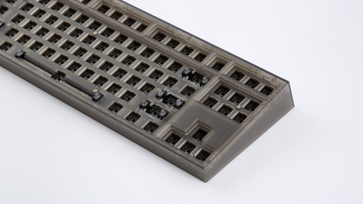 NovelKeys tweet media