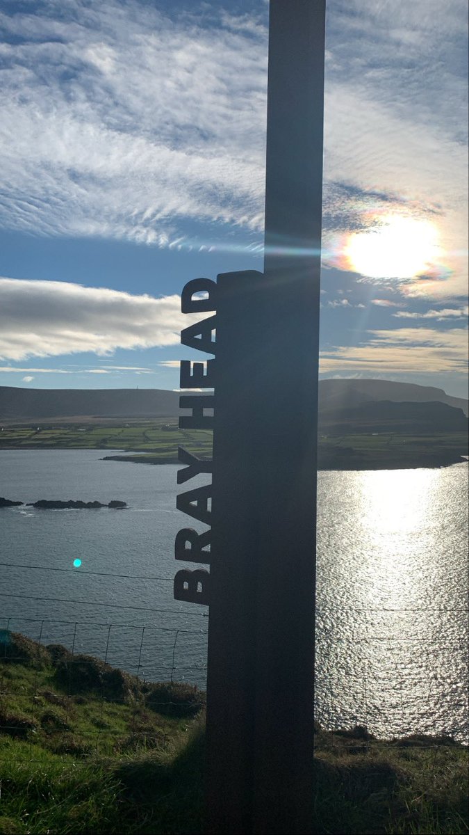 sossullivan's tweet photo. Kerry is the Kingdom 💚💛

#Southkerry #christmas2021 #Skelligring #Ireland #Walks #wildatlanticway https://t.co/lwpHFIpugS