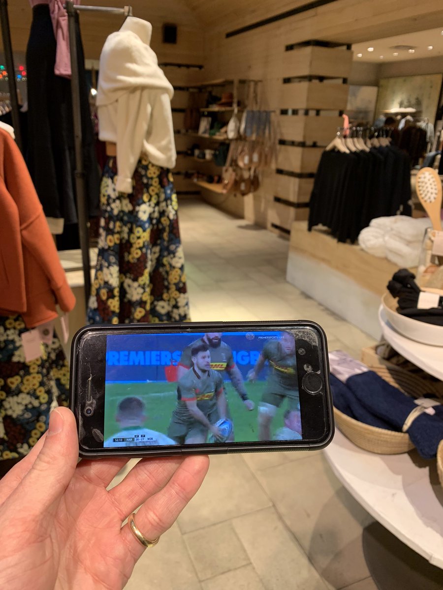 Still managed to catch @Harlequins in #BigGame13 whilst being dragged around @Official_WEM! #HARvNOR #COYQ 🔥