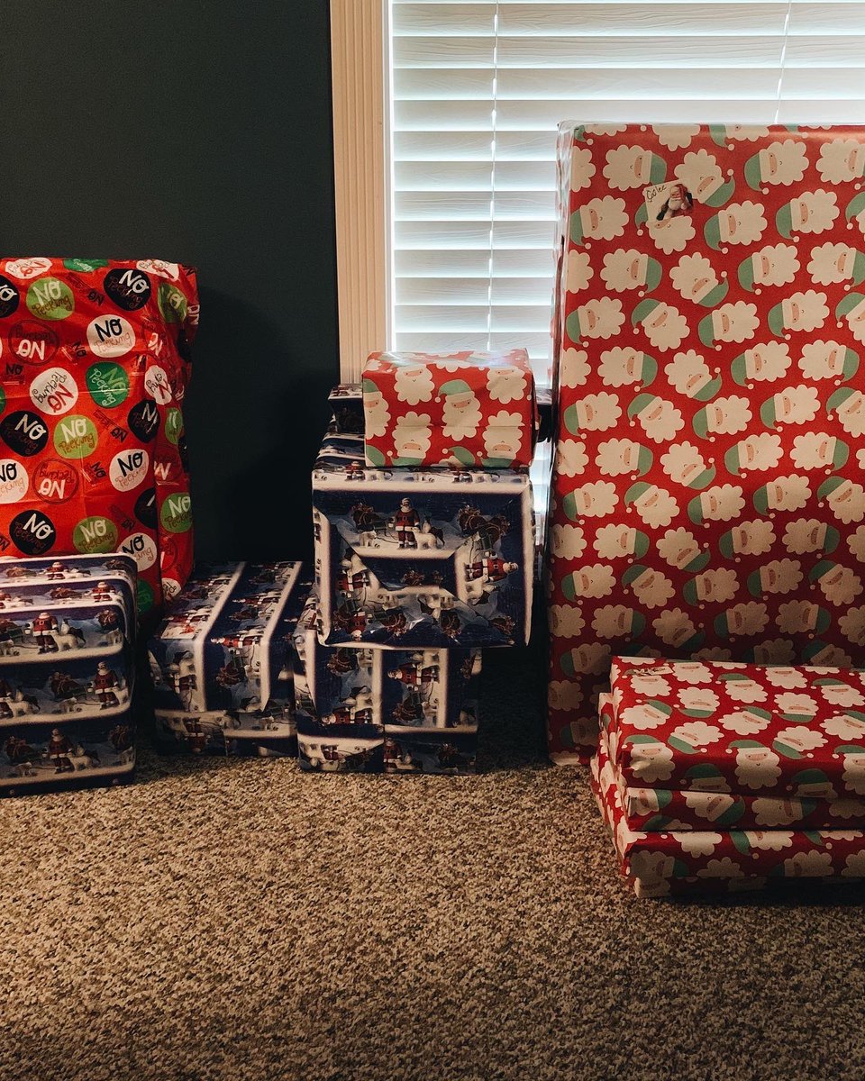 Beta_UC's tweet photo. In the spirit of giving this holiday season, brother Luke Maher -2549- partnered with St. Vincent De Paul and set up a fundraiser with Beta Nu to raise money and buy gifts and supplies for those less fortunate. Well done Luke! https://t.co/oVChLlqd69