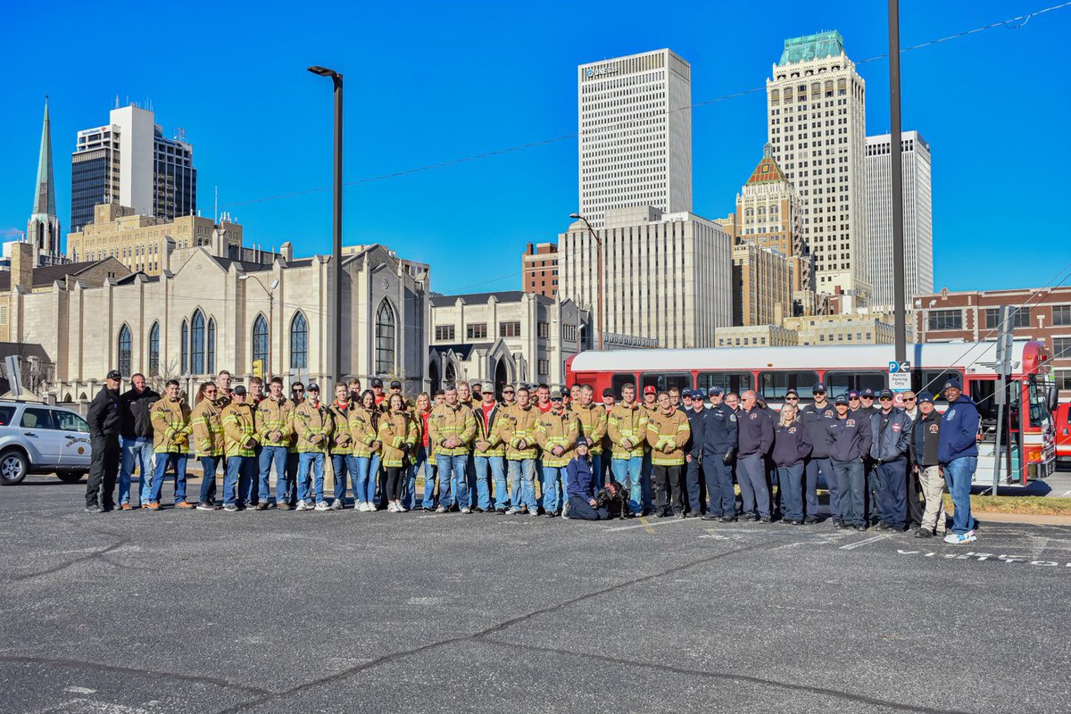 TulsaFire's tweet photo. Check out these photos of the TFD crew at the 2021 Tulsa Christmas Parade! The parade was awesome and seemed to get everyone excited about Christmas. ๐ธ credit to @TulsaChristmas #Christmas #Tulsa #tulsafire #MerryChristmas2021 #Christmas2021 #tfdclass108 https://t.co/Y49HZGny04