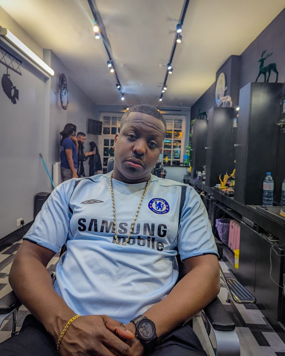 jamaledwards's tweet image. Every 90 minutes, 25 households are made homeless. I’m donating &amp;amp; supporting @Shelter charity's #NoHomeKit campaign to help raise awareness of the housing emergency &amp;amp; raising vital funds to help us fight it. Thank you to Classic Football Shirts for supplying my away kit. 🙏🏾⚽