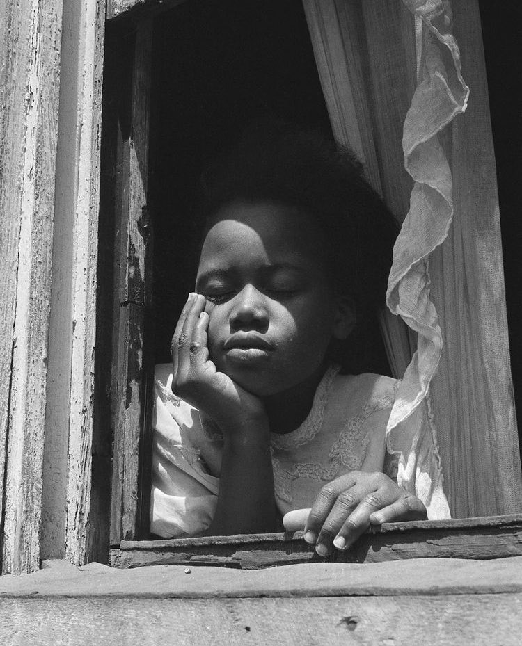 BLKAmericans_'s tweet photo. Cleveland, Ohio, 1955

Photographed by Jasper Wood https://t.co/sTZwpkszdY