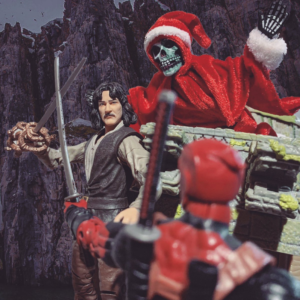 10MFH's tweet image. Is the Princess Bride still considered a “cult film”? I feel like it was a mainstream film that found a cult audience on home video… but now it is considered a mainstream film like it was always meant to be. 
(Pic for attention.)