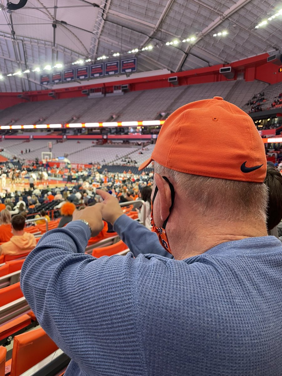 scasper27's tweet photo. #cusesuperfan forever!!! #mydadsmyhero https://t.co/uhoqLcyifT
