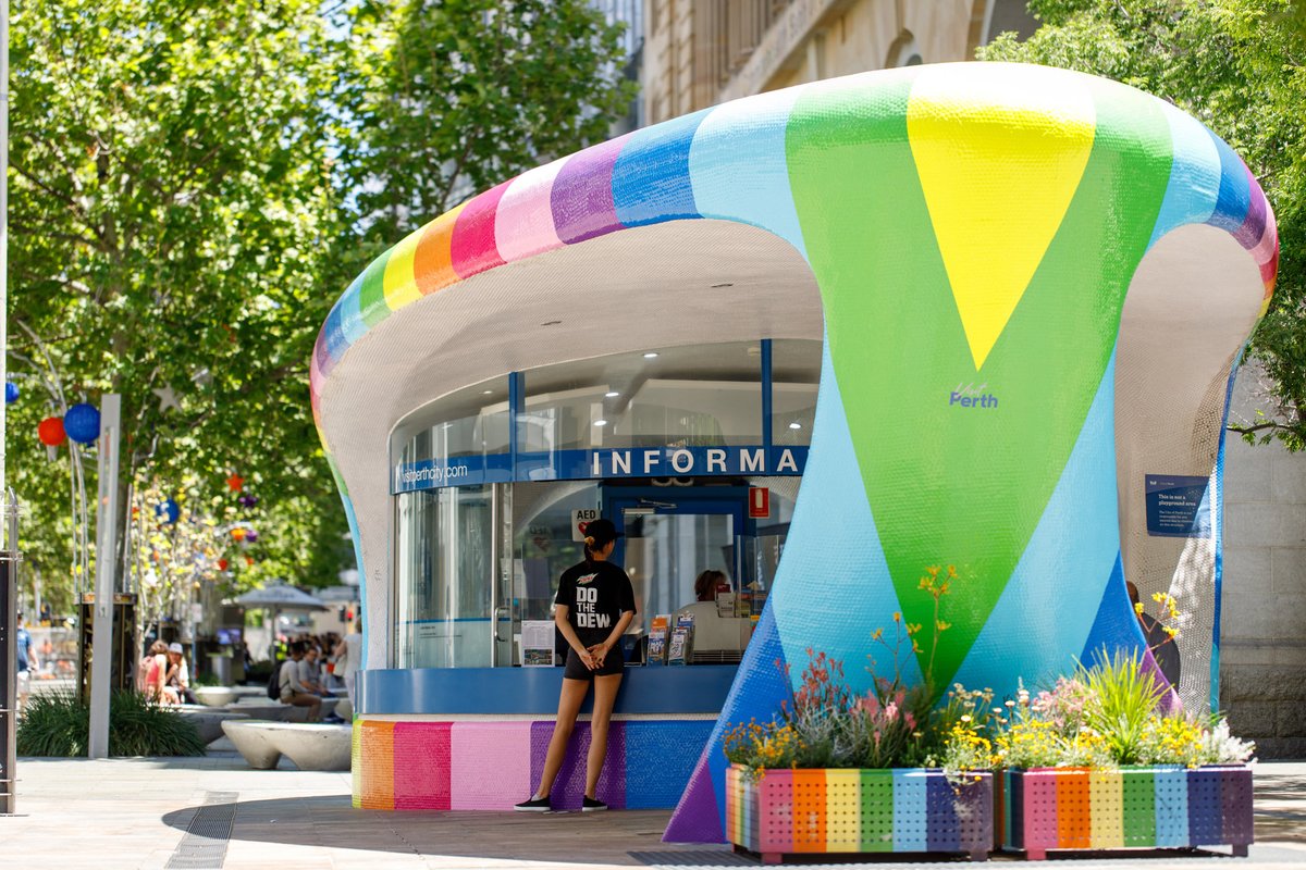 CityofPerth's tweet image. ⚠️COVID-19 UPDATE⚠️

All City of Perth facilities will reopen tomorrow as planned apart from the iCity Kiosk and the Citiplace Community Centre and Childcare Centre, which will remain closed until 4 January. 

Please remember that masks must be worn indoors.