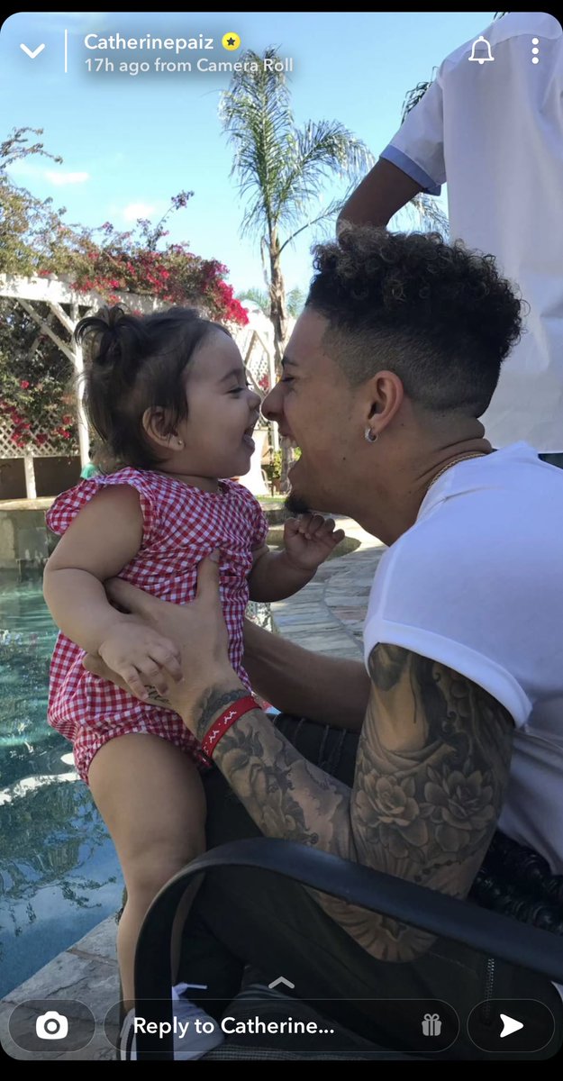 _illesztchik's tweet photo. @CatherinePaiz didn’t you guys catch her first steps this day!? 🥰♥️ https://t.co/R20YciX960