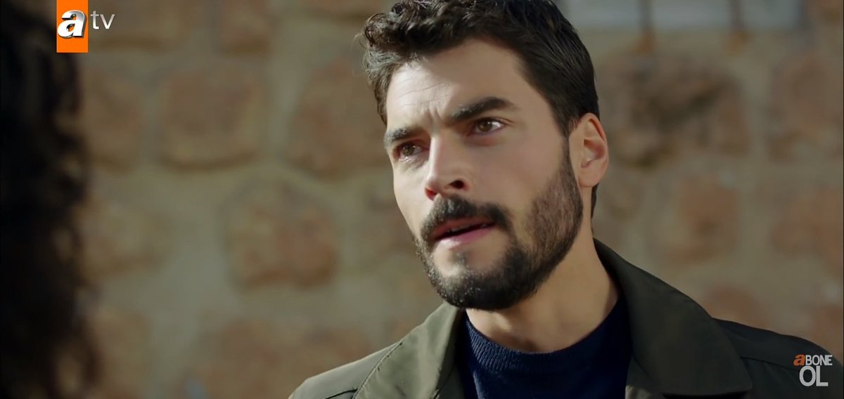 MiranArgOf's tweet photo. Mira flaca vos y yo seguimos casados aunque no te guste 

YARARA AL DESCUBIERTO #Hercai https://t.co/PE3Uasl67i