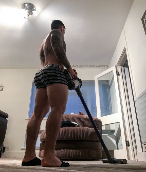 Exclusive content 👀 https://t.co/JLxlq9ARzj https://t.co/5sIwtKOrg3 https://t.co/YnWHCIFYIZ