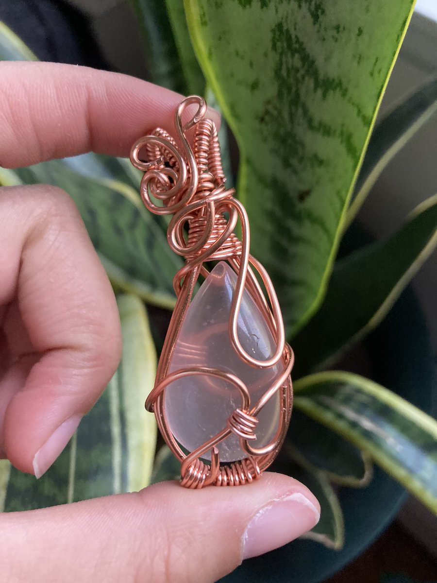 Looking for some new crystal jewelry? There are plenty of handmade affordable pieces in stock! Most of our jewelry is on sale  now for 10% off, no code needed! Check out the site!! sisternaturescreations.com ❤️🧚🏽‍♀️✨