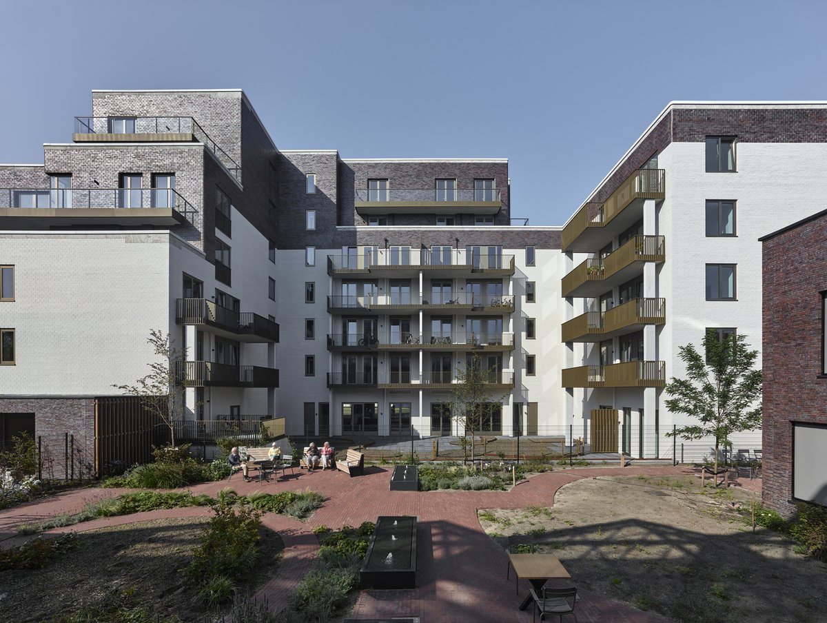 ShenValleyAgent's tweet photo. Appealing #architectural design is evidenced throughout the this residential #building.  https://t.co/90GtyiUrja https://t.co/jwBj6d7L5w