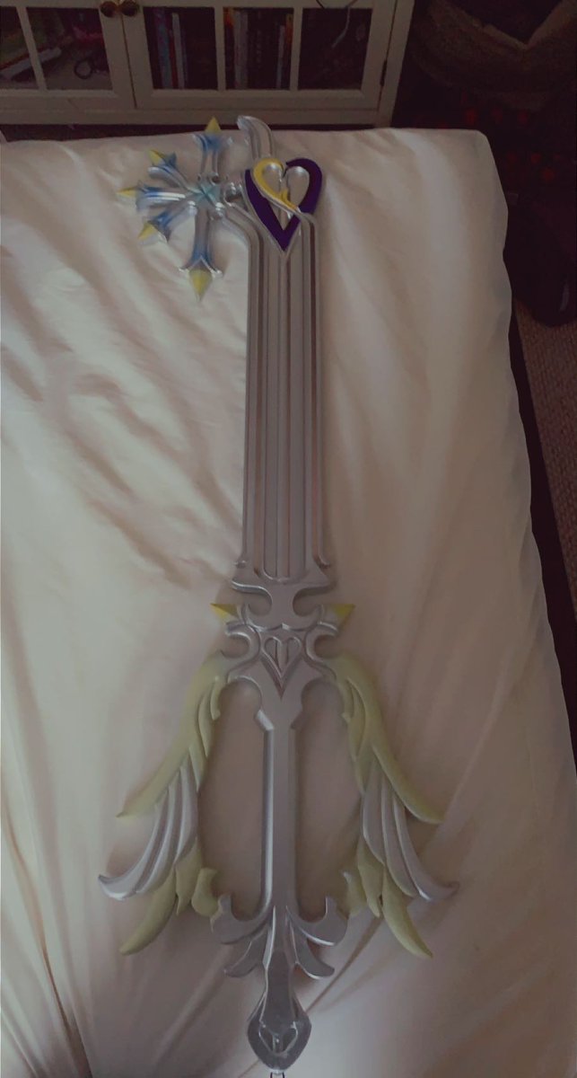 Anna_the_sin's tweet photo. I got this really badass Keyblade for a late Christmas present https://t.co/CAgdr94k32