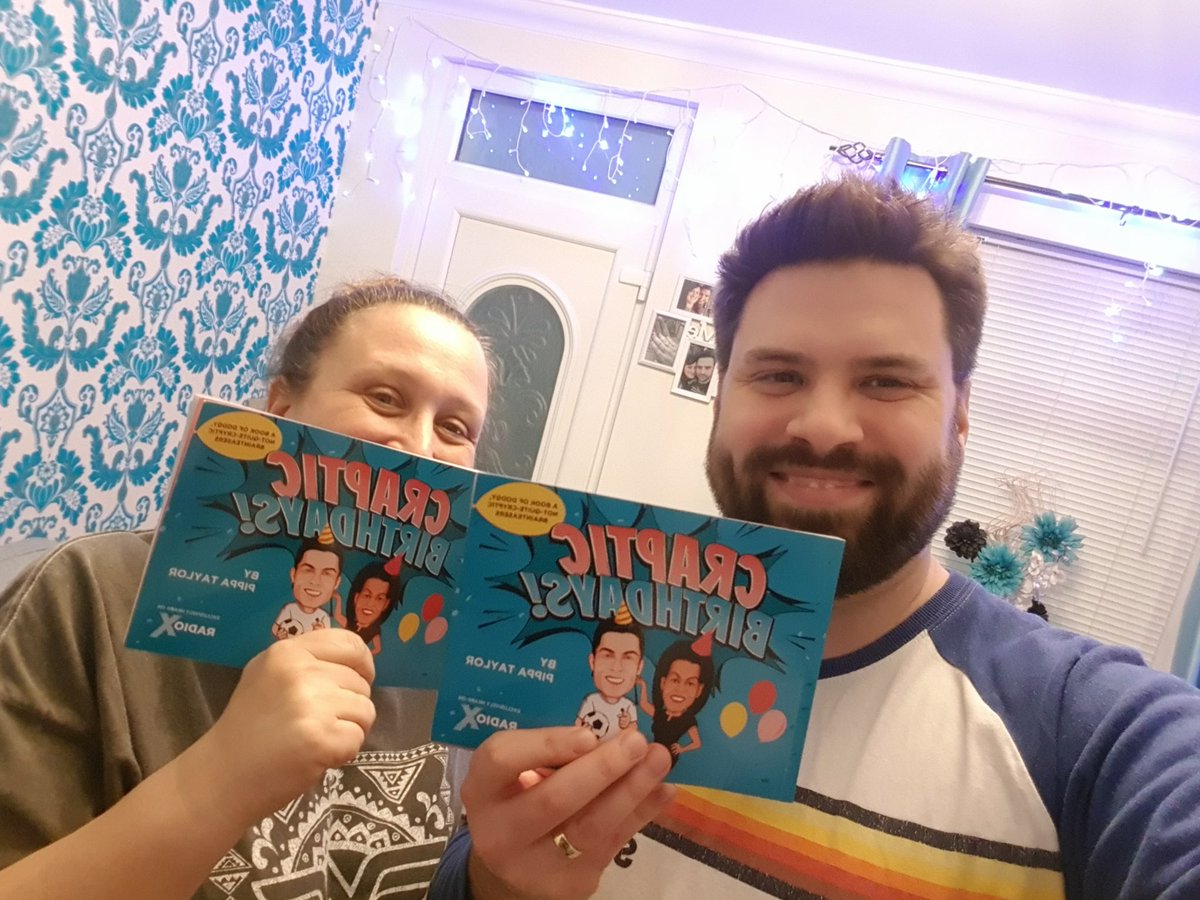 ConfaloniSarah's tweet photo. When the present is that good, the hubby buys you the same! Thanks @Pipskin @RadioX @ChrisMoyles #radiox #greatminds #competitiontime  #crapticbirthdays #bestpresent #christmaspresents #samepresent https://t.co/bLYhWaBiGa https://t.co/o43PUJP1pP https://t.co/Dlu9glK0a5