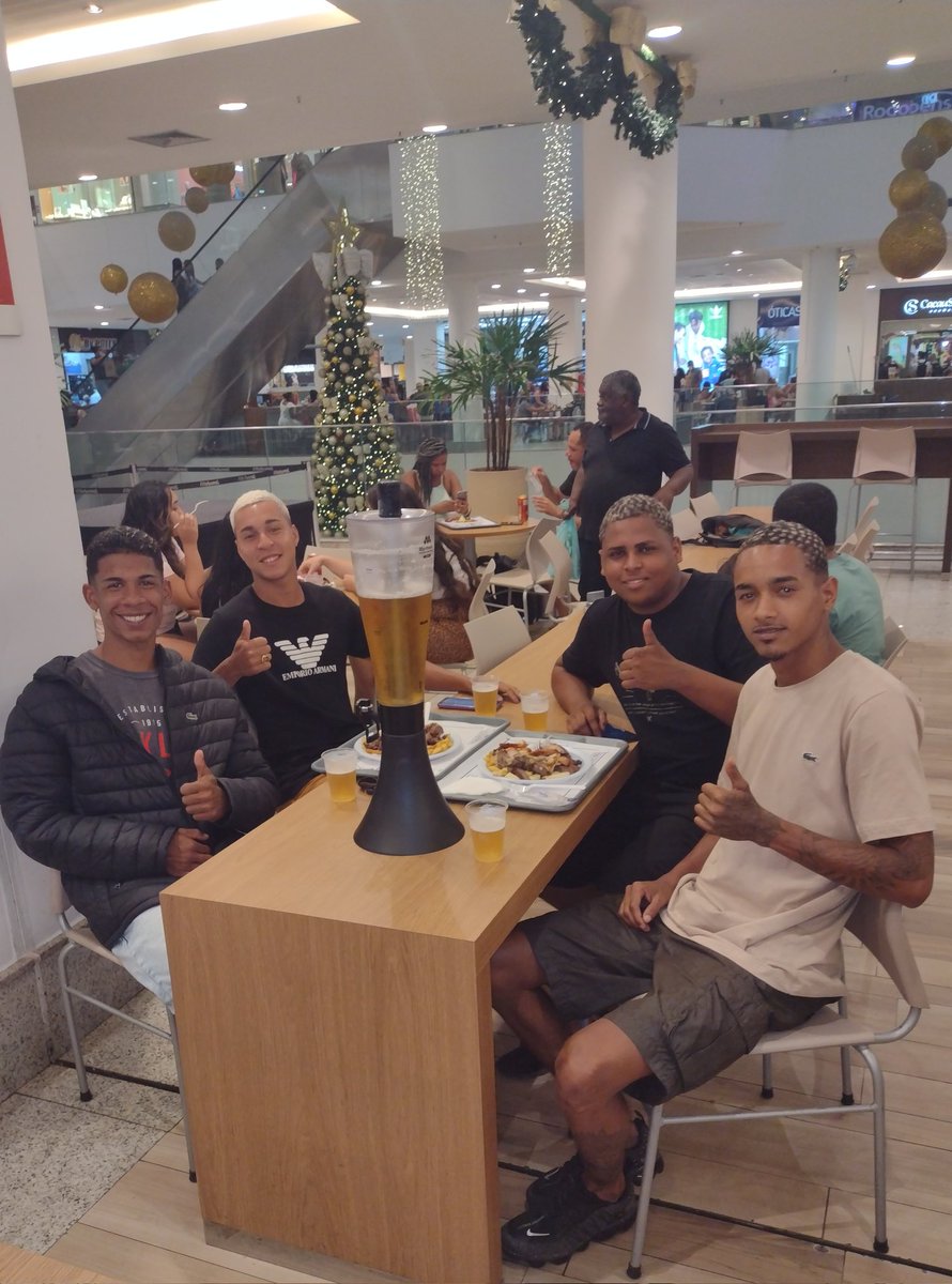 Dvdjoga100's tweet photo. Perdemos Aki 🔛🧑‍🎄🍻🕊️ @telles9_luiz https://t.co/b2ged6uyVI