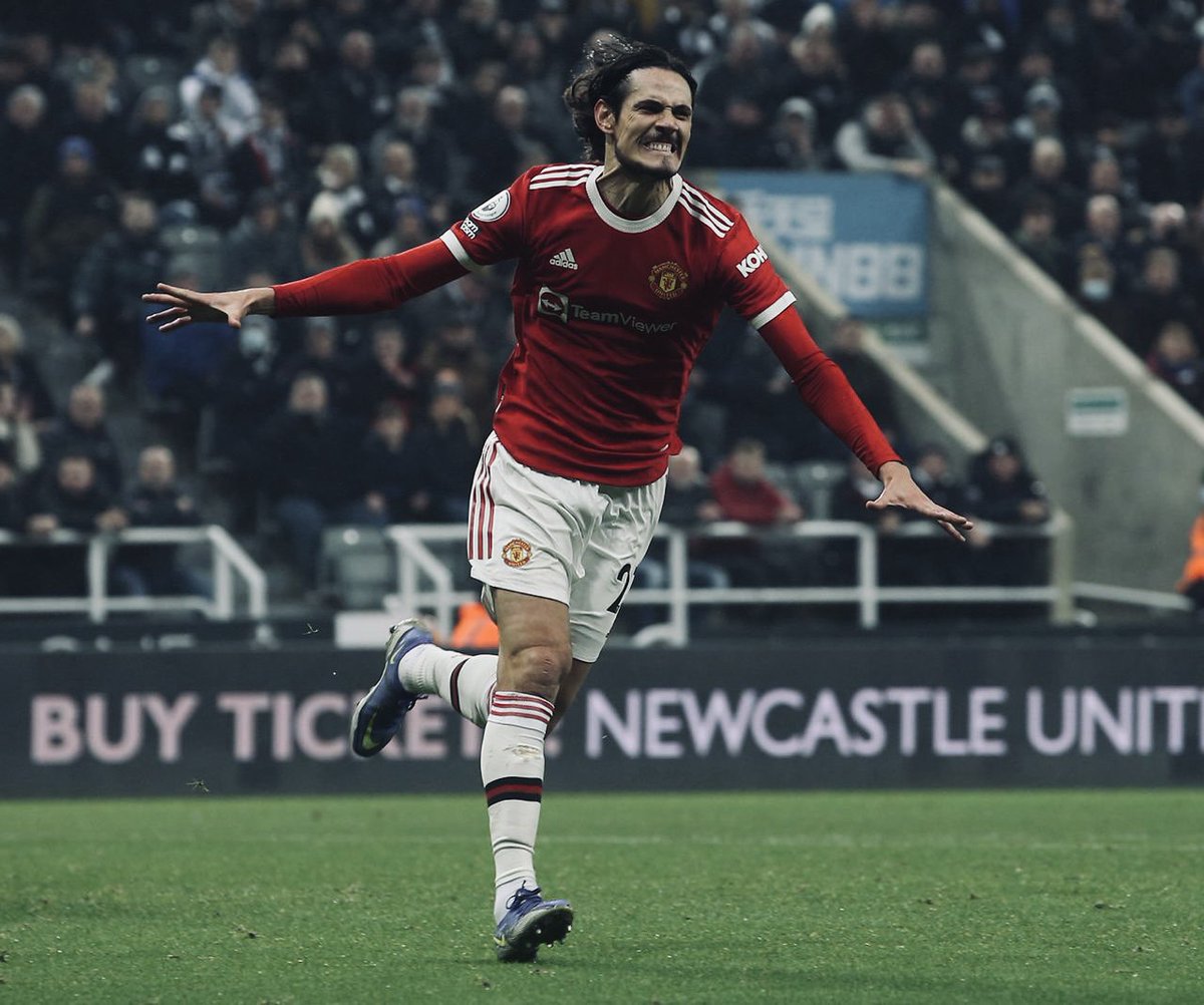 ManUtd's tweet photo. What a man 🇺🇾

#MUFC | #NEWMUN https://t.co/a6wDSWk0JS