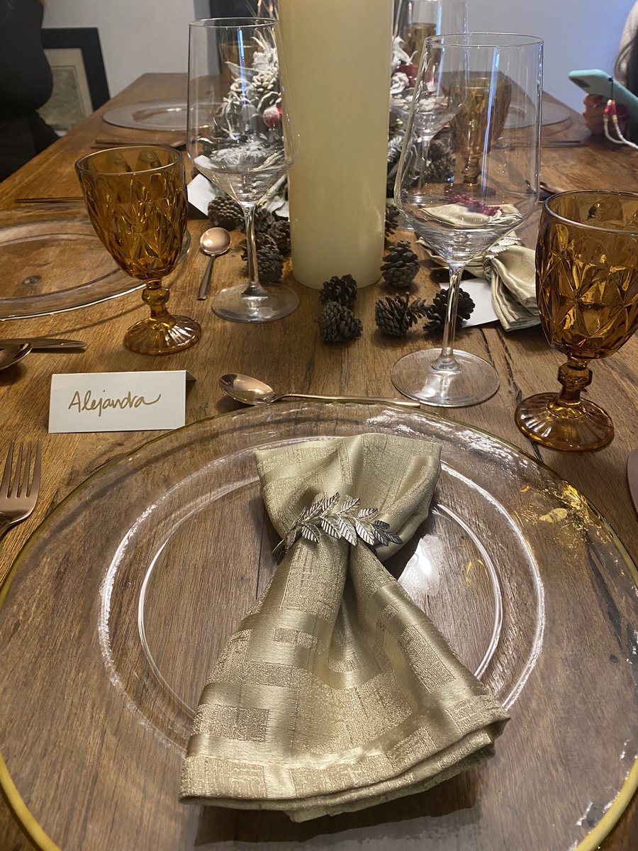 Alejandra Paredones tweet media