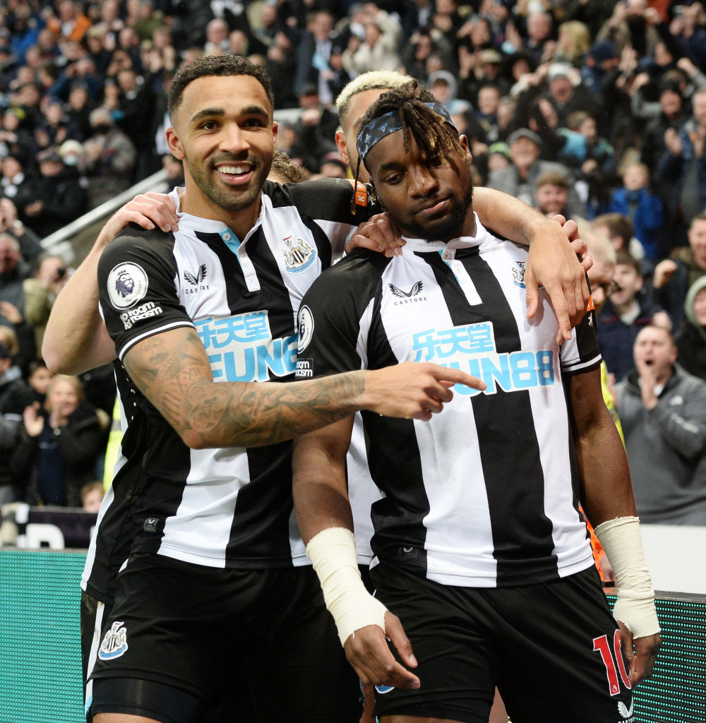 OfficialFPL's tweet photo. #NEWMUN BONUS POINTS AS IT STANDS

3 - Saint-Maximin
2 - Varane
1 - De Gea

#FPL https://t.co/Ld0c796l80